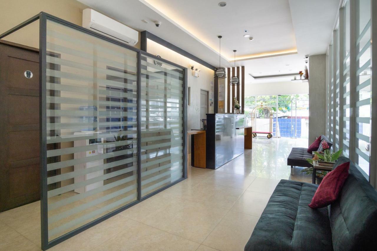 18 Suites Cebu Stadt Exterior foto